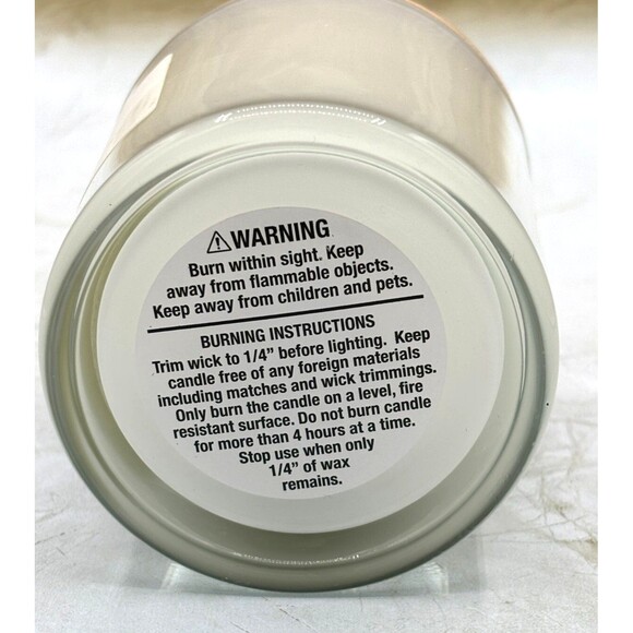 Mullen Design Co All Natural Coconut Wax Candle Spring Scent Double Wick New! - Picture 5 of 11